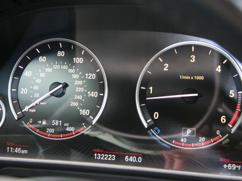 Used 2014 BMW 535d Sedan RWD image 12