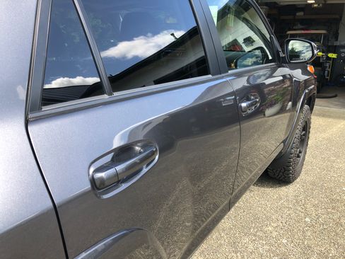 Used 2018 Toyota 4Runner SR5 Premium image 14