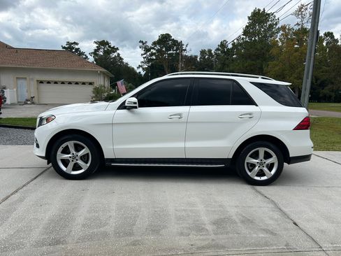 Used 2018 Mercedes-Benz GLE 350 image 4