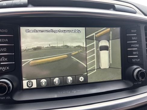 Used 2016 Kia Sorento SX w/ SXL Technology Package image 8