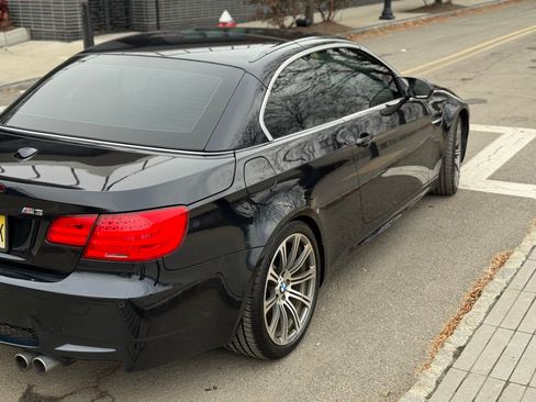 Used 2011 BMW M3 Convertible image 4