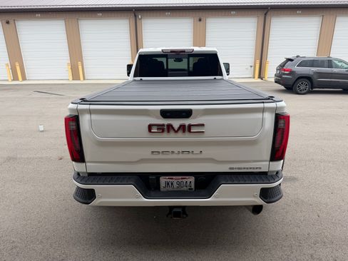 Used 2024 GMC Sierra 3500 Denali w/ Denali Reserve Package image 10