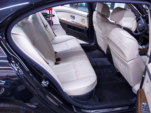 Used 2008 BMW 750Li image 20