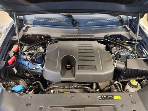 Used 2022 Land Rover Defender 90 X-Dynamic HSE image 15