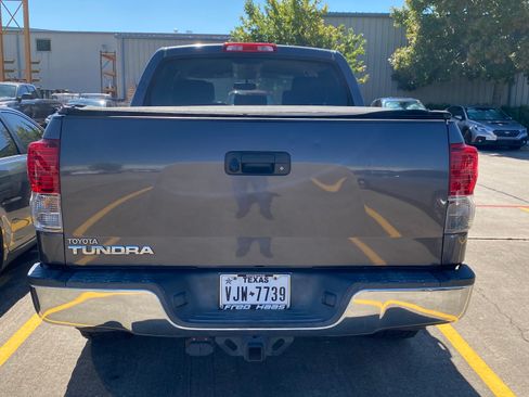 Used 2013 Toyota Tundra 2WD CrewMax image 10