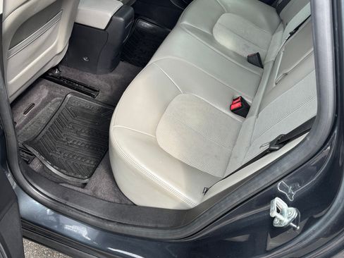 Used 2012 Buick Verano FWD image 6
