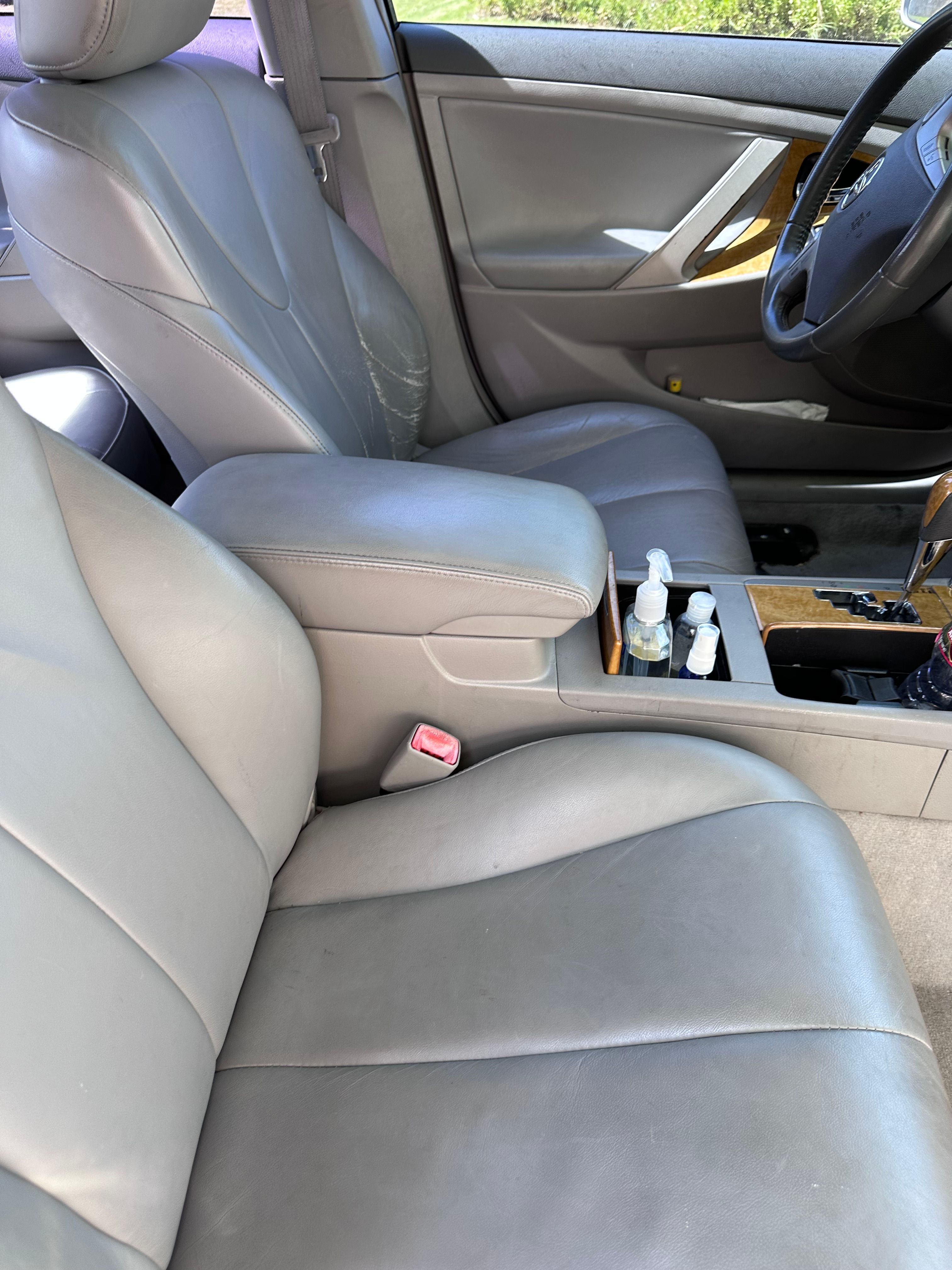 Used 2007 Toyota Camry XLE FWD image 1