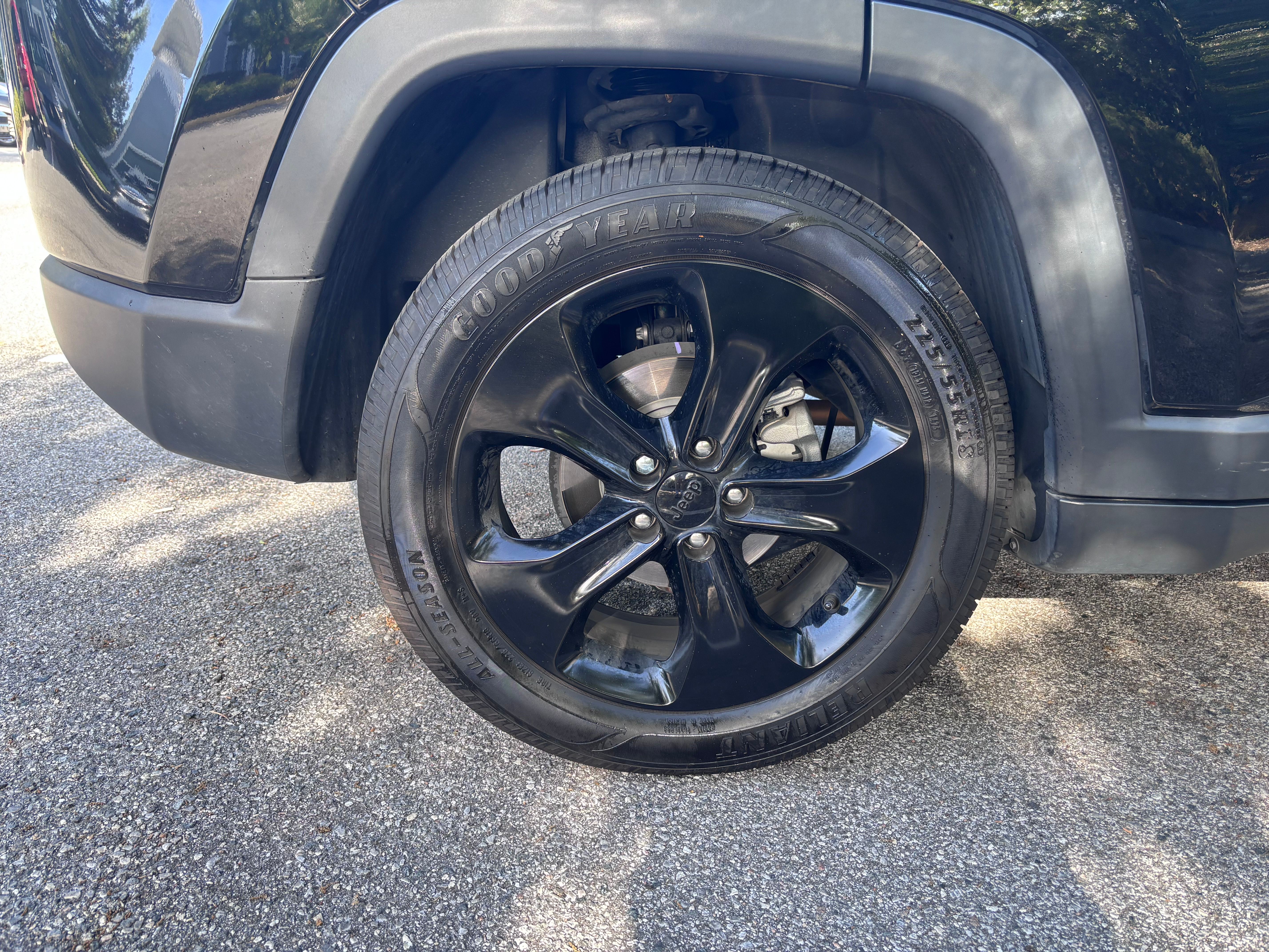 Used 2021 Jeep Compass Latitude FWD image 20