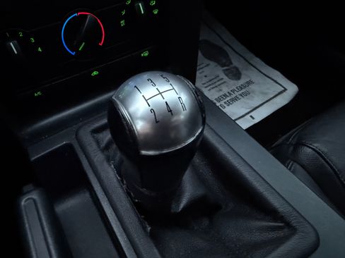 Used 2005 Ford Mustang GT RWD image 15