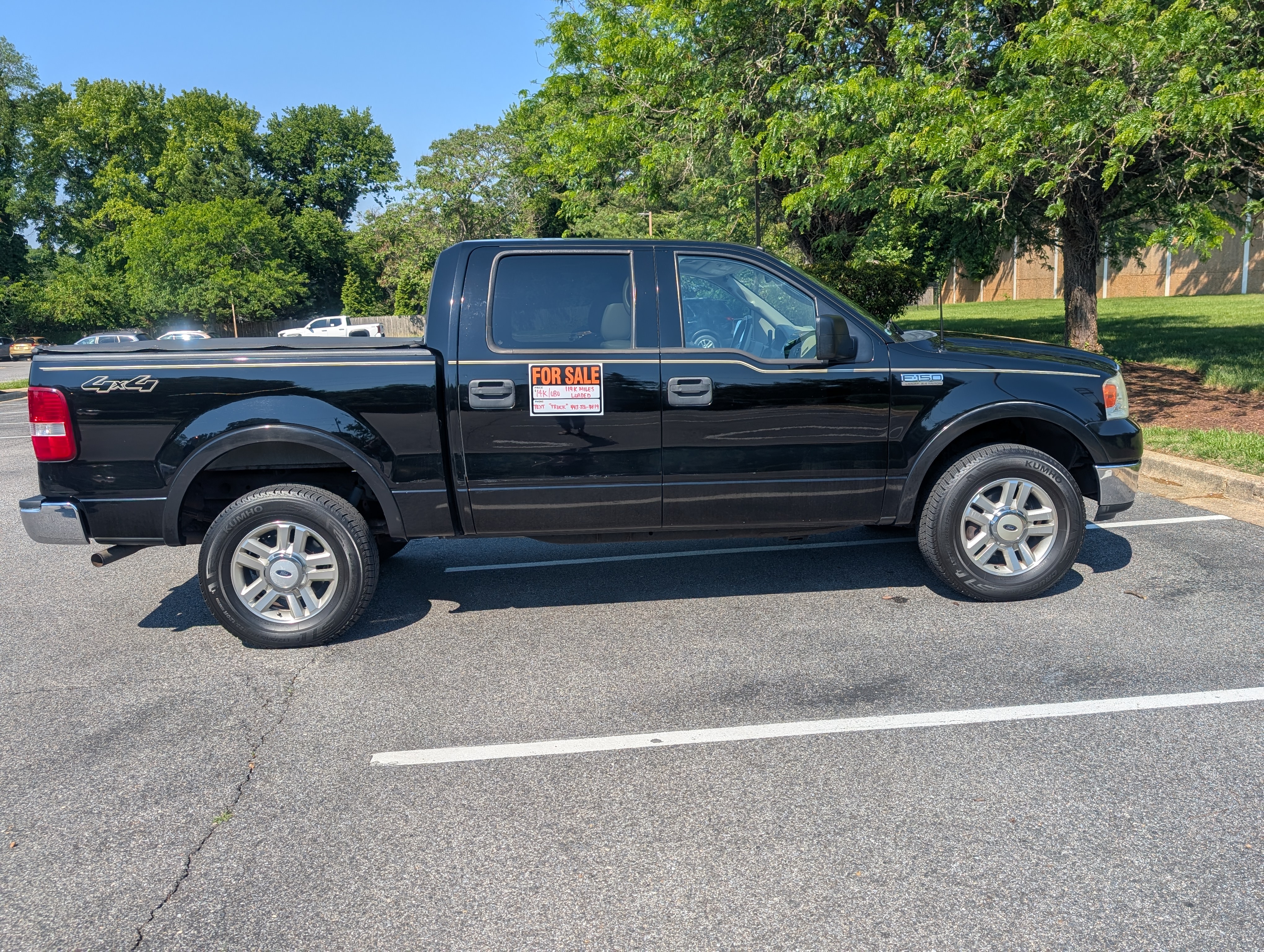 Used 2004 Ford F150 XLT AWD/4WD image 1
