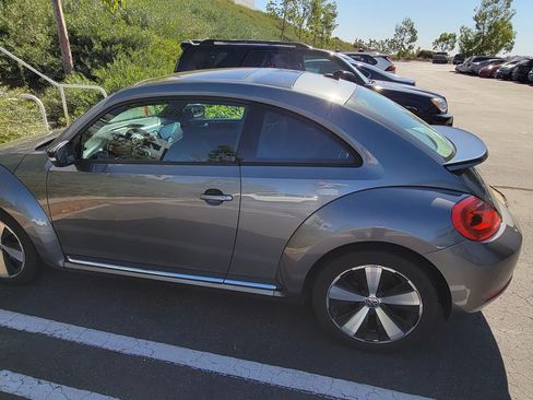 Used 2012 Volkswagen Beetle 2.0T FWD image 5