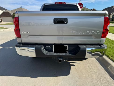Used 2017 Toyota Tundra Limited AWD/4WD image 5