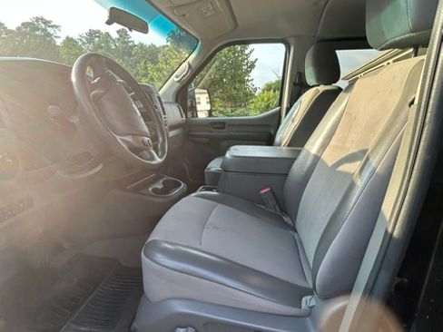 Used 2016 Nissan NV 3500 SV w/ SV Technology Package RWD image 13