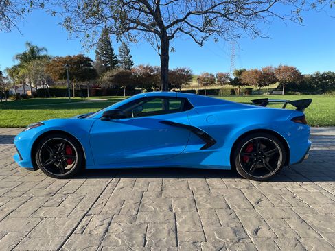 Used 2022 Chevrolet Corvette Stingray Preferred Conv w/ 2LT image 2