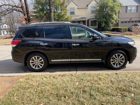 Used 2015 Nissan Pathfinder SL w/ Cargo Package image 5