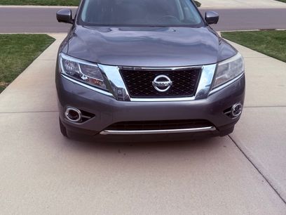 Used 2015 Nissan Pathfinder SL w/ SL Tech Package