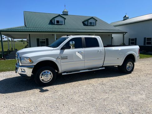 Used 2018 RAM 3500 Laramie AWD/4WD image 6