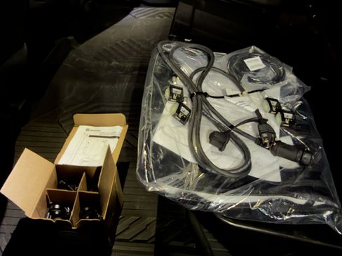 Used 2024 GMC Sierra 3500 AT4 w/ AT4 Premium Plus Package image 26