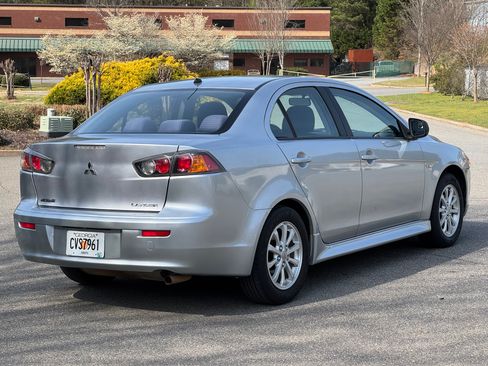 Used 2011 Mitsubishi Lancer ES image 10
