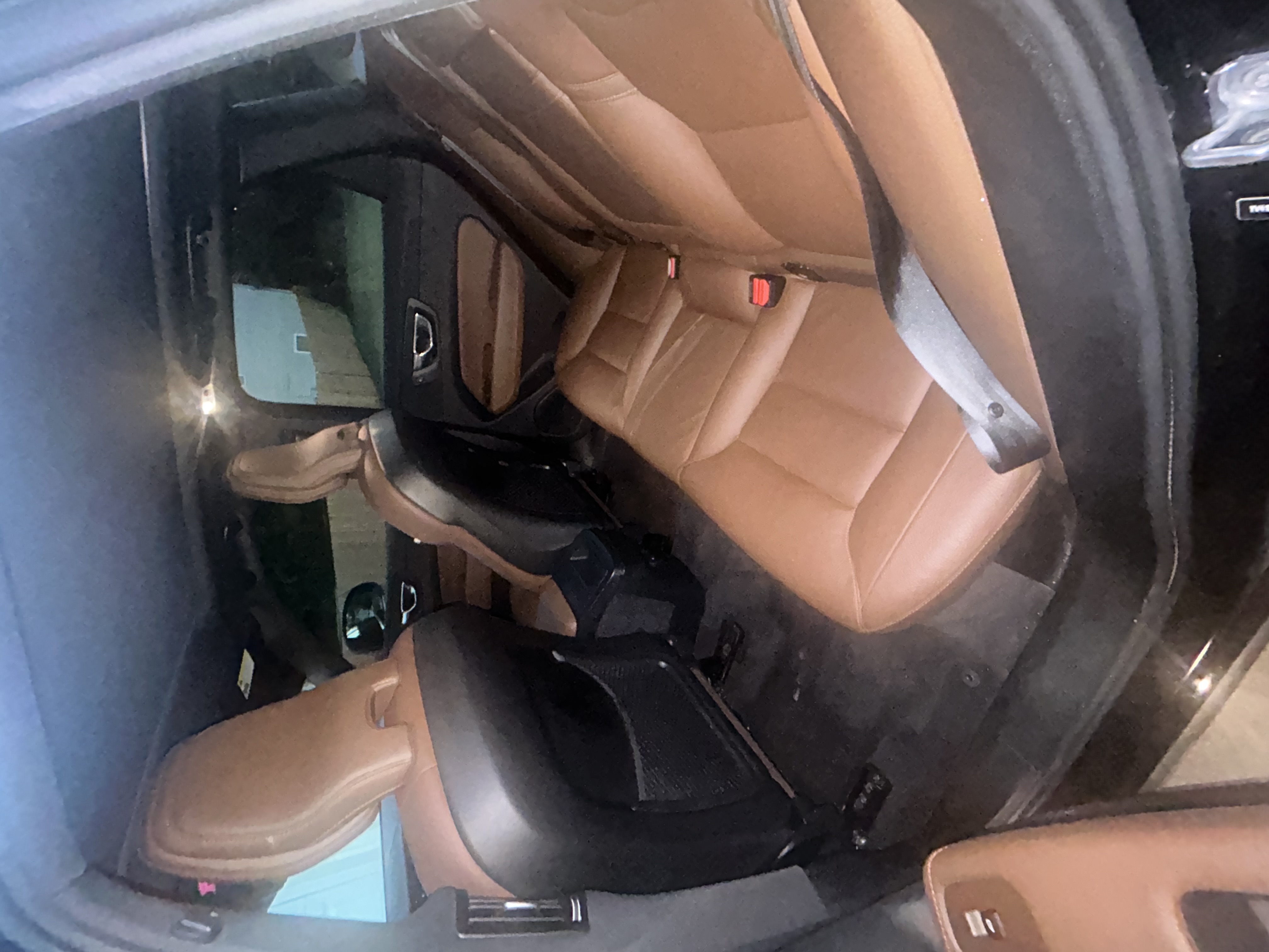 Used 2021 Volvo XC60 T5 Momentum w/ Advanced Package FWD image 6