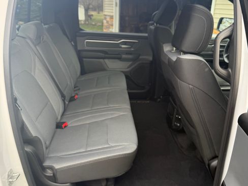 Used 2021 RAM 1500 Big Horn AWD/4WD image 8