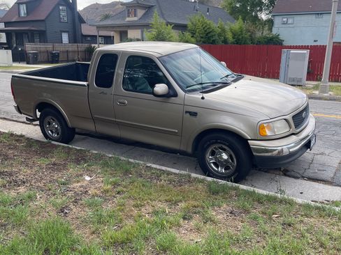 Used 2000 Ford F150 2WD SuperCab image 4