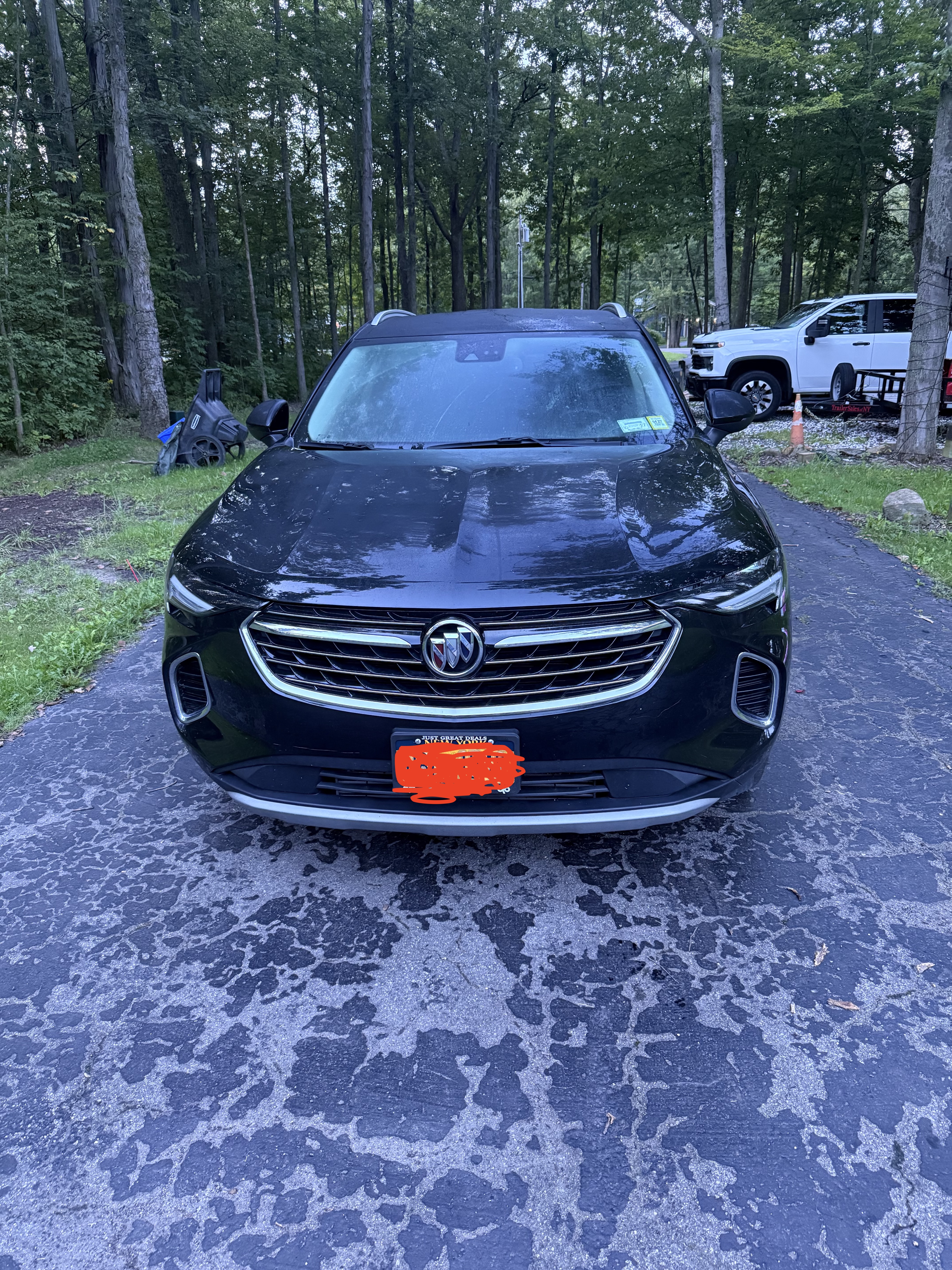 Used 2023 Buick Envision Essence AWD/4WD image 1