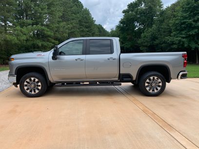 Used 2024 Chevrolet Silverado 2500 LT
