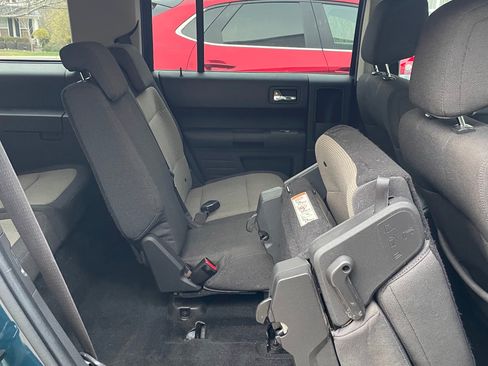 Used 2011 Ford Flex SE w/ Trailer Tow Pkg Class III image 13