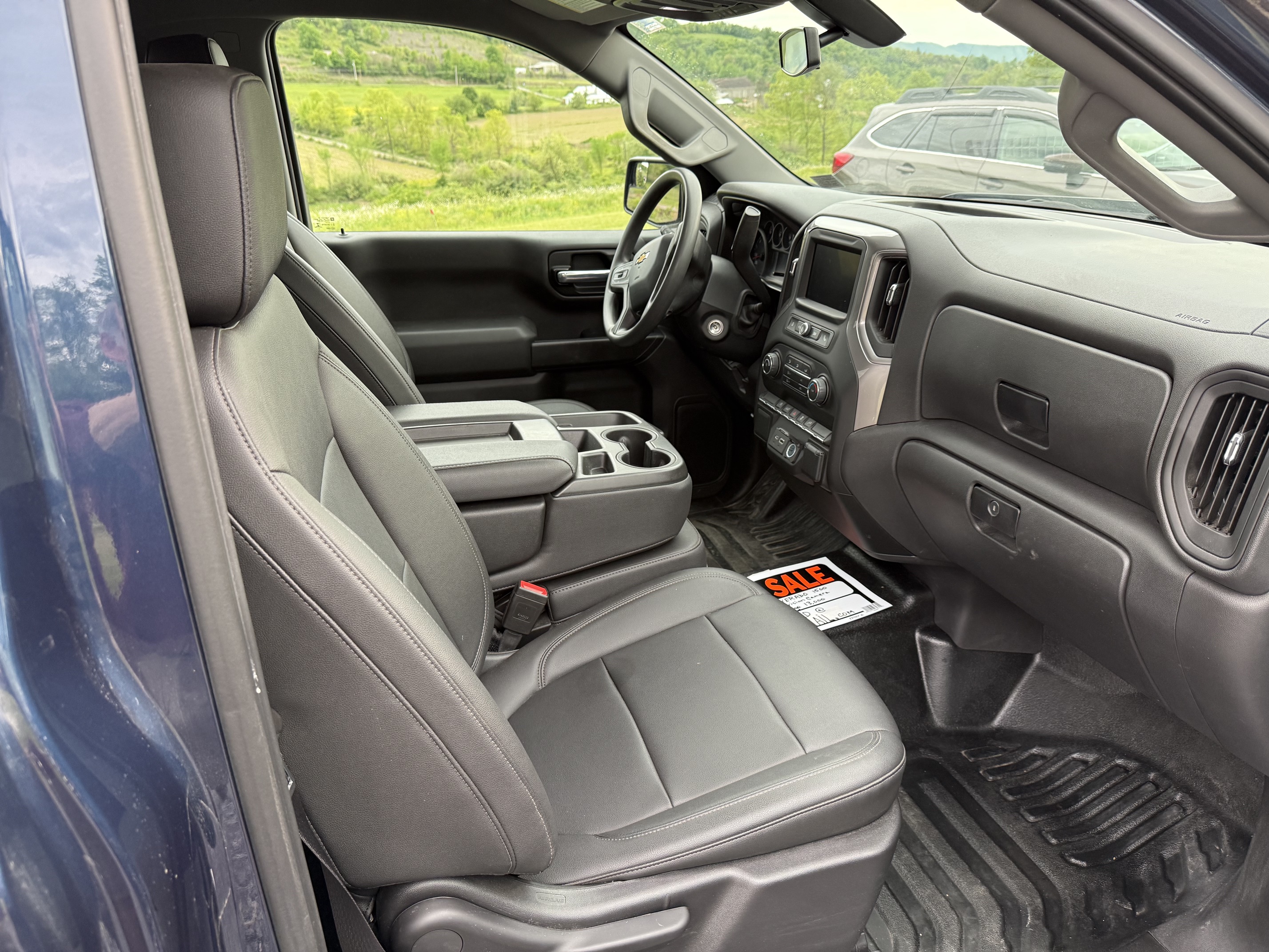 Used 2021 Chevrolet Silverado 1500 W/T w/ WT Value Package AWD/4WD image 4