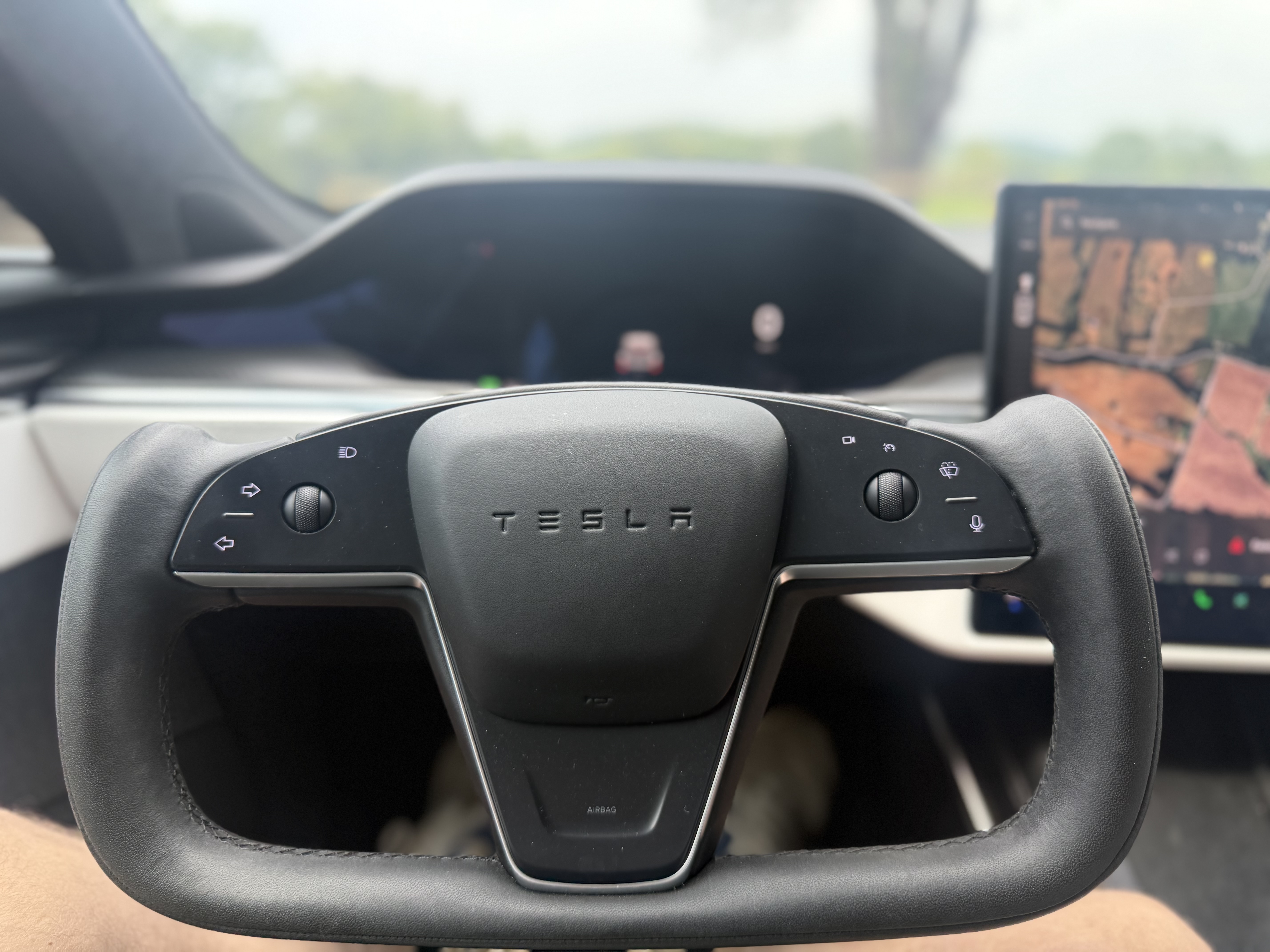 Used 2022 Tesla Model S Plaid AWD/4WD image 11