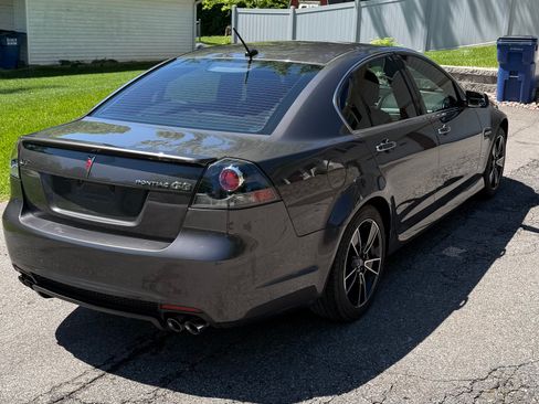 Used 2008 Pontiac G8 GT w/ Premium Package RWD image 2