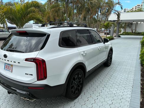 Used 2021 Kia Telluride SX w/ SX Prestige Package image 5