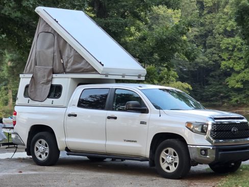 Used 2018 Toyota Tundra SR5 image 19