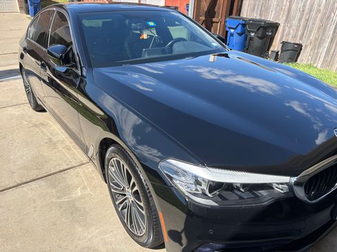 Used 2018 BMW 530i image 1