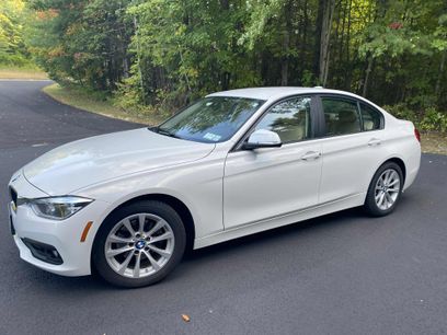 Used 2018 BMW 320i xDrive Sedan