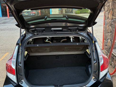 Used 2016 Toyota Prius C Two FWD image 8