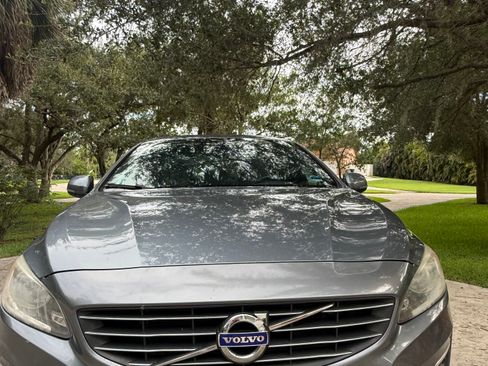 Used 2016 Volvo S60 T5 Premier FWD image 1