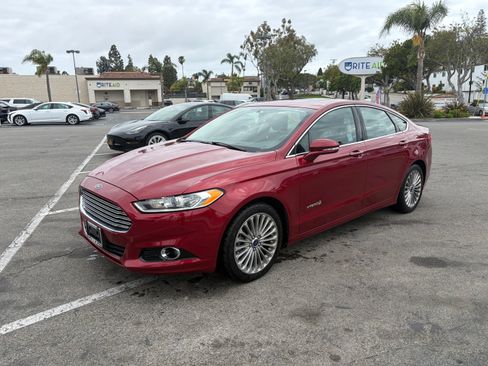 Used 2014 Ford Fusion Titanium FWD image 1