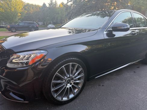 Used 2020 Mercedes-Benz C 300 4MATIC Sedan image 4