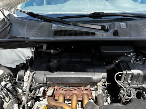 Used 2010 Toyota Highlander 2WD image 14