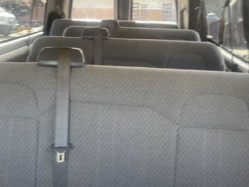 Used 2017 Chevrolet Express 3500 LT w/ LT Preferred Equipment Group image 6