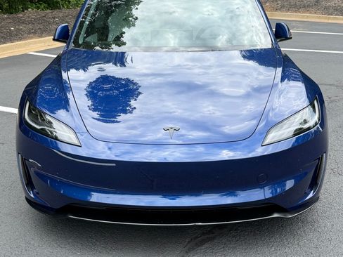 Used 2025 Tesla Model 3 Performance AWD/4WD image 9