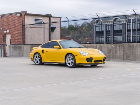Used 2001 Porsche 911 Turbo image 11