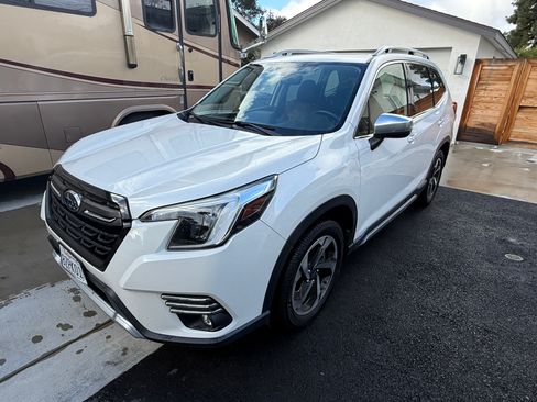 Used 2022 Subaru Forester Touring w/ Popular Package #2 image 2