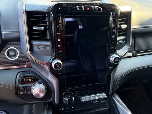 Used 2019 RAM 1500 Limited AWD/4WD image 19