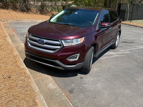 Used 2017 Ford Edge SEL w/ Equipment Group 201A image 4