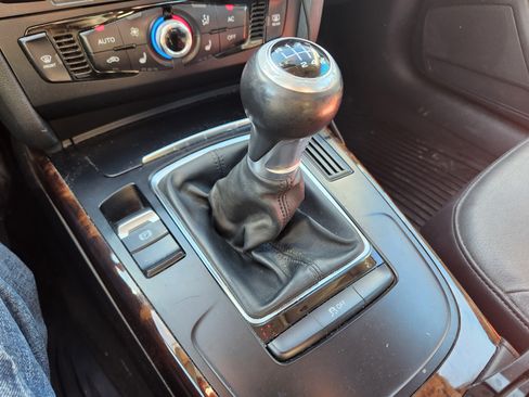 Used 2013 Audi A4 2.0T Premium image 2