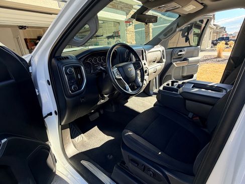 Used 2021 Chevrolet Silverado 1500 LT image 5