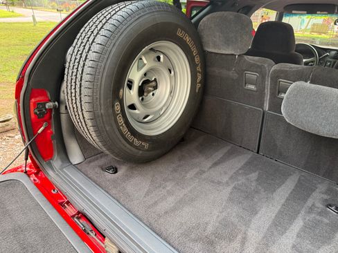 Used 1999 Chevrolet Blazer 2WD 2-Door image 14